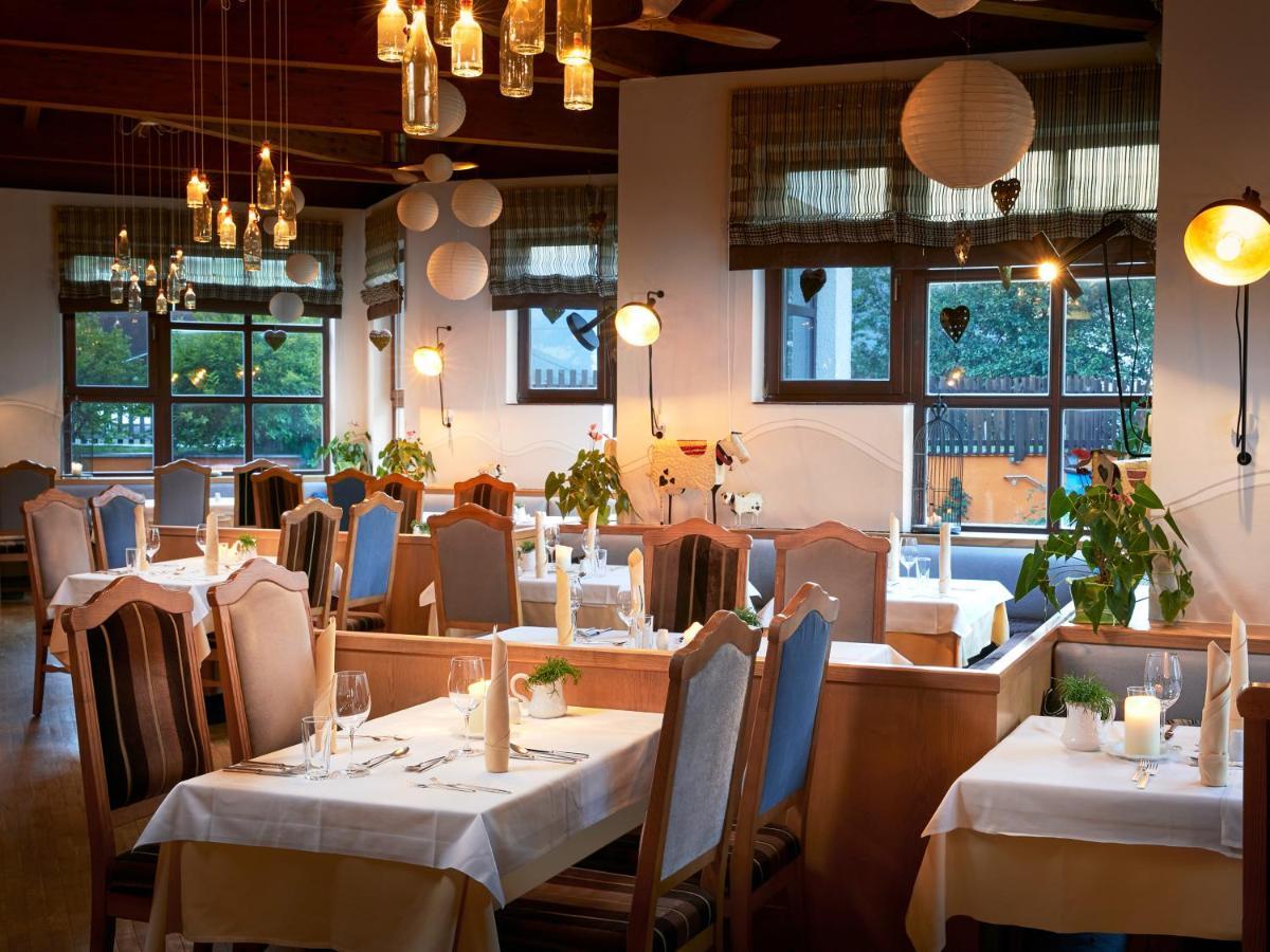 Happy Stubai Hotel Neustift im Stubaital Exterior photo