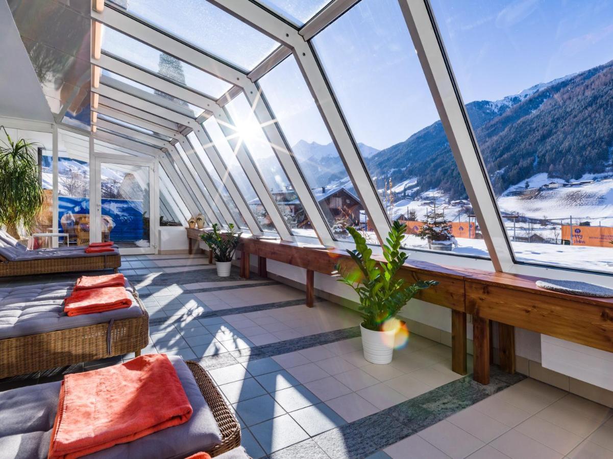 Happy Stubai Hotel Neustift im Stubaital Exterior photo