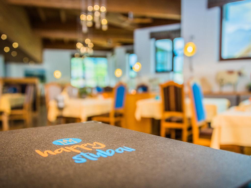 Happy Stubai Hotel Neustift im Stubaital Exterior photo