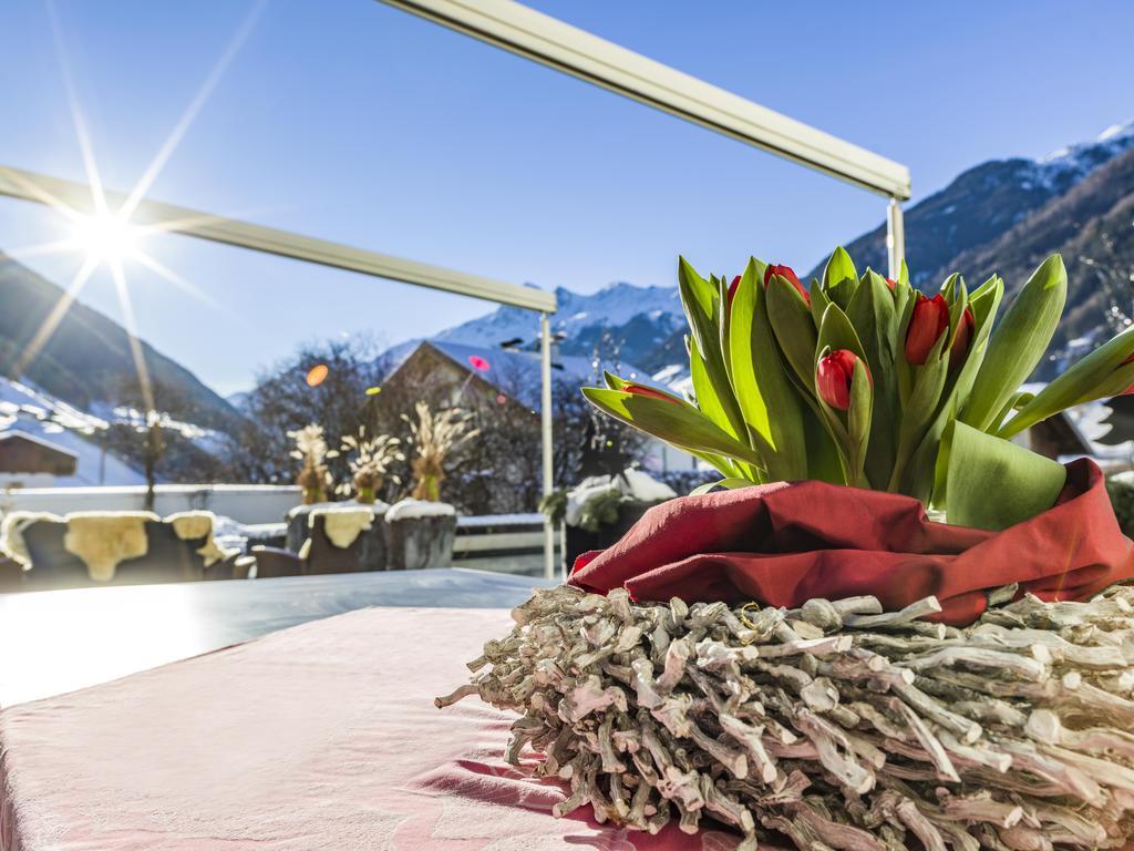 Happy Stubai Hotel Neustift im Stubaital Exterior photo
